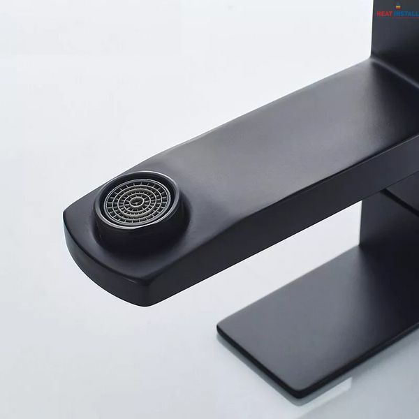 Змішувач для умивальника WEZER PRO1-02-BLACK 1044118 фото